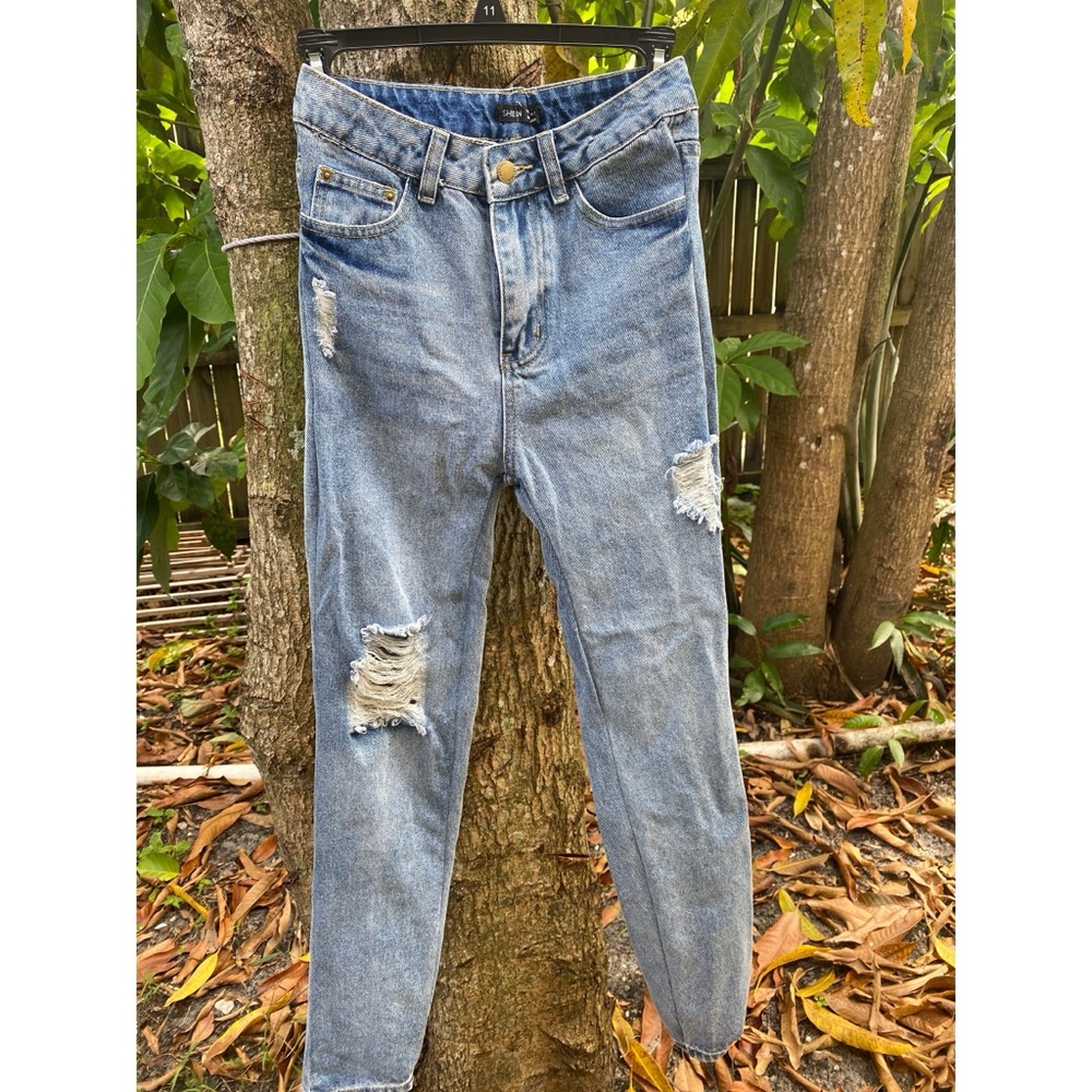 Jeans - Picture 2 of 2